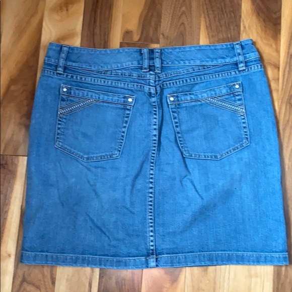Denim mini skirt size 8 - Picture 4 of 4